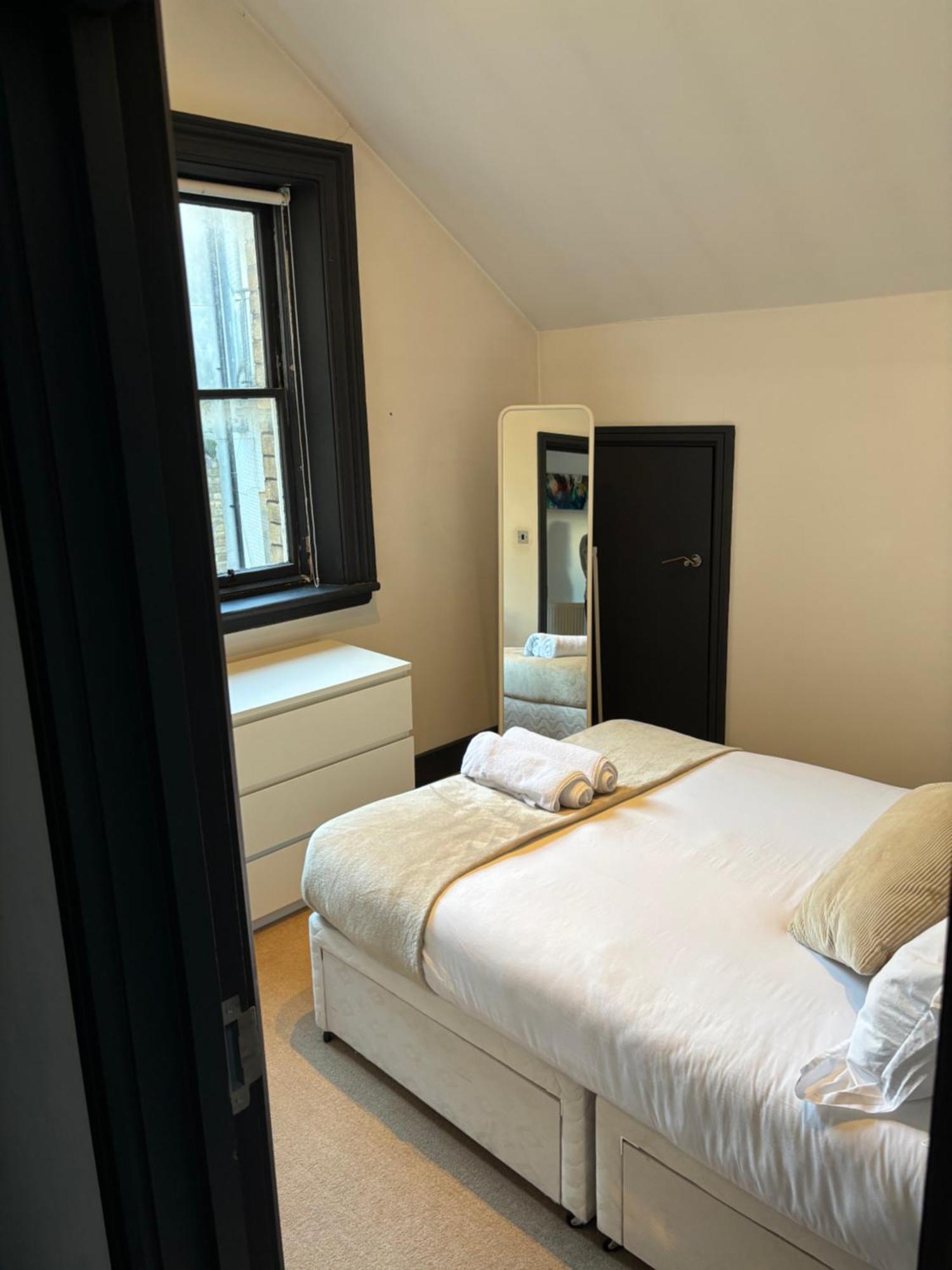 2 Bedroom City Centre Penthouse Loft Apartment Liverpool Exterior photo